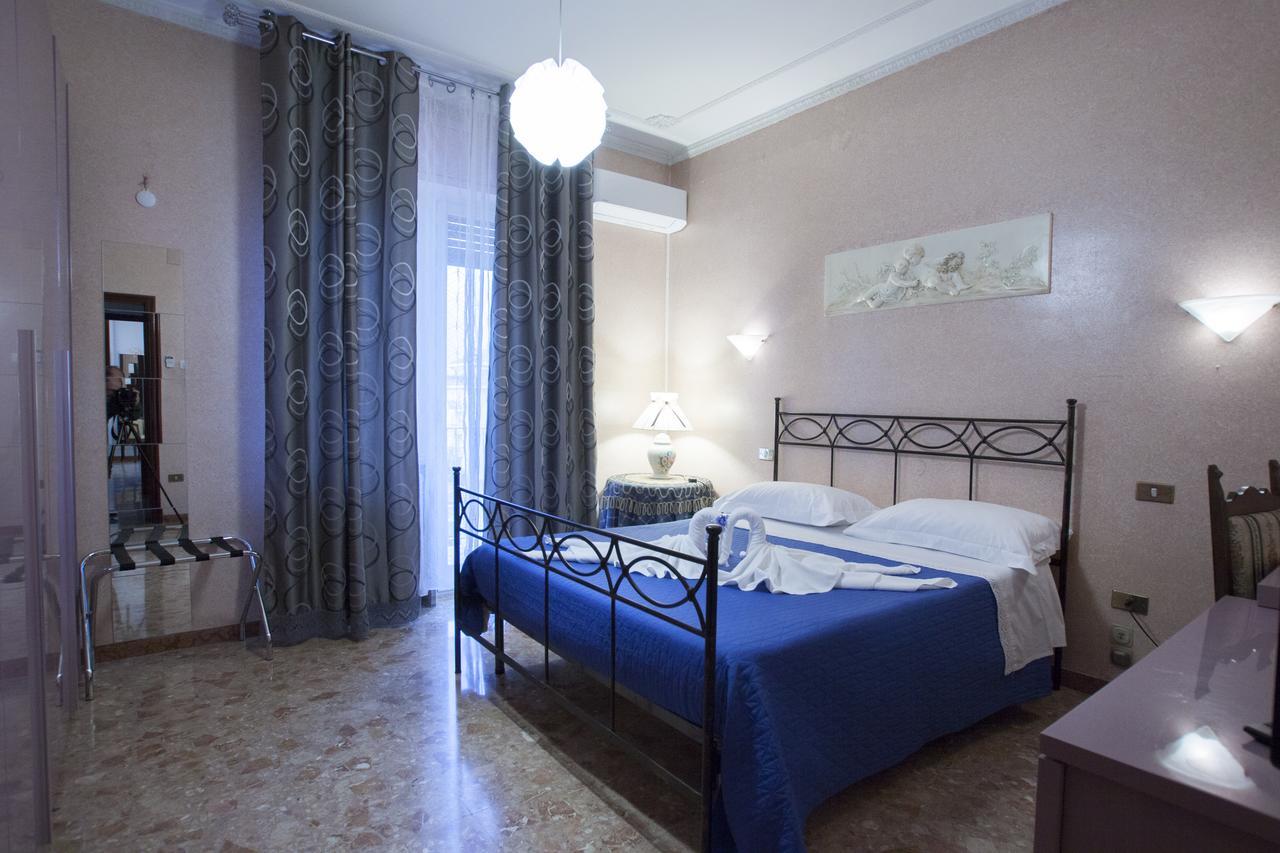 Laura Bed & Breakfast Pescara Bagian luar foto