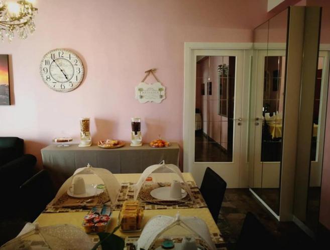 Laura Bed & Breakfast Pescara Bagian luar foto